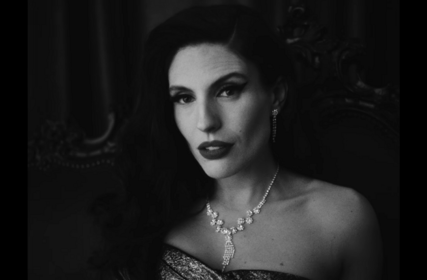 Ditonellapiaga: quella libertà che comincia quando non ti giudichi più…